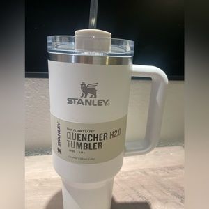 Stanley 40oz Stainless Steel Adventure Quencher Tumbler Brilliant White
